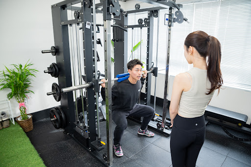 パーソナルジムRICHE 上本町・谷町9丁目