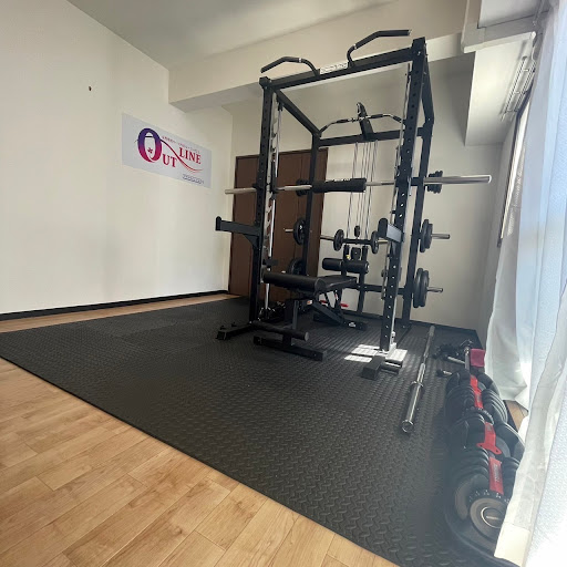 OUTLINE(アウトライン)なんば店