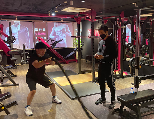 NEO TRAINING GYM 本町