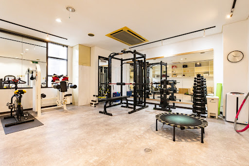 パーソナルジム サードプレイスジム 大阪本町店